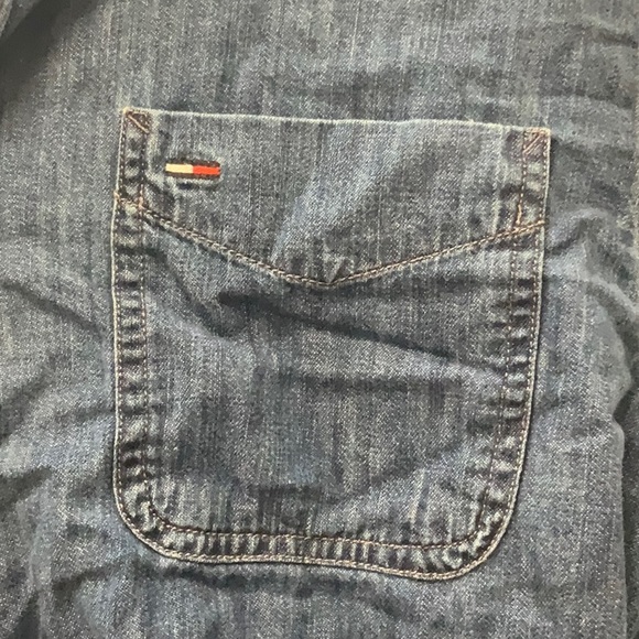 Tommy shirt size L - Picture 6 of 6
